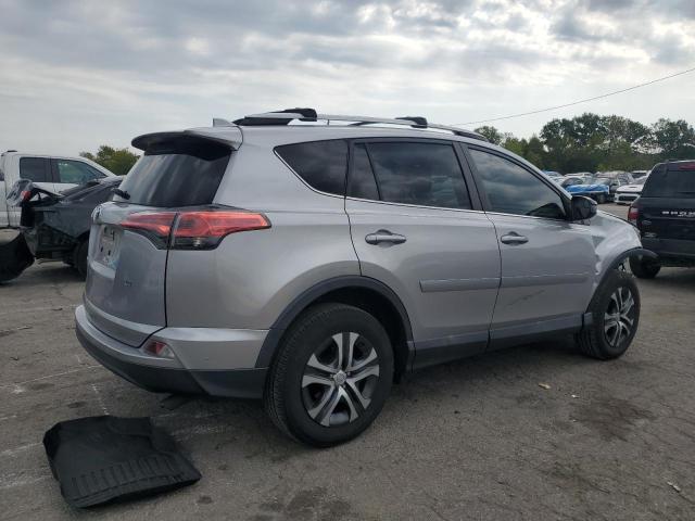 2T3ZFREV7HW333804 - 2017 TOYOTA RAV4 LE Argent photo 3