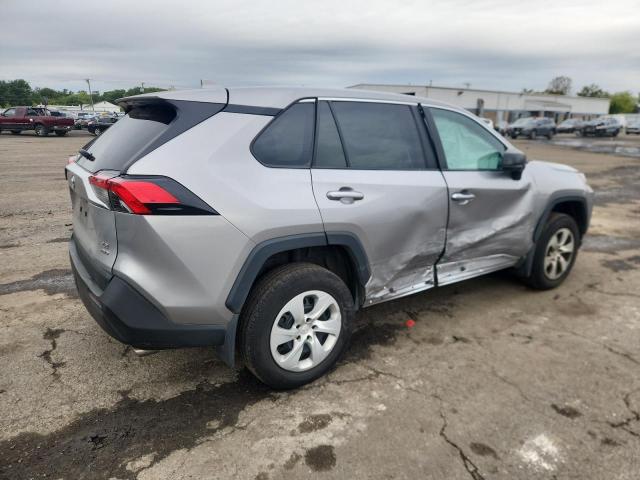 2T3F1RFV2PW370855 - 2023 TOYOTA RAV4 LE SILVER photo 3