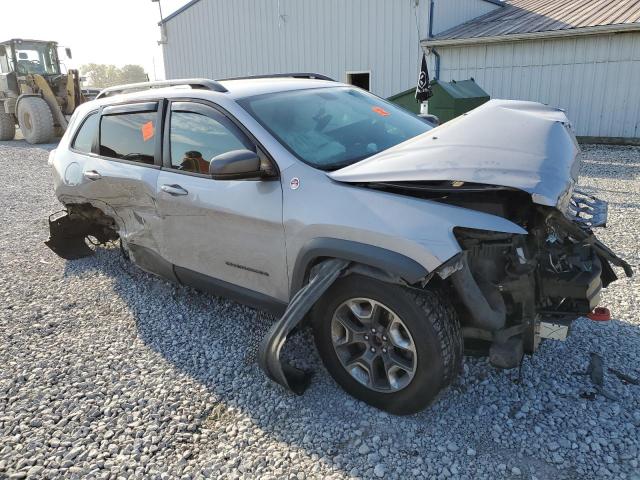 1C4PJMBX7KD282498 - 2019 JEEP CHEROKEE TRAILHAWK 银色 照片 4