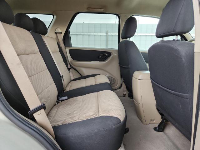 1FMYU93135KA04616 - 2005 FORD ESCAPE XLT BEIGE photo 11