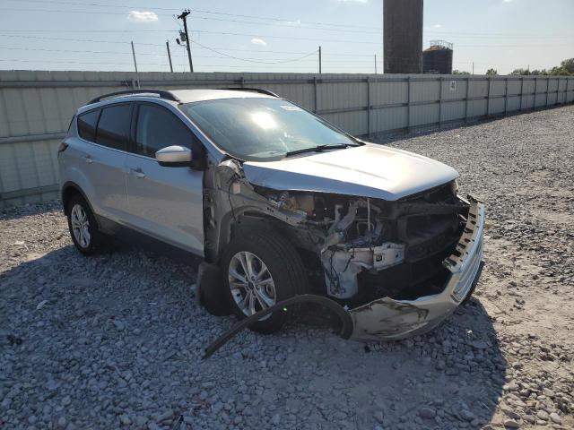 1FMCU9G98HUD78402 - 2017 FORD ESCAPE SE SILVER photo 4