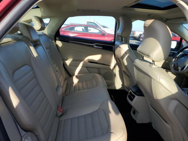 3FA6P0HD3GR202635 - 2016 FORD FUSION SE RED photo 10