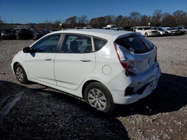 KMHCT5AE4GU252778 - 2016 HYUNDAI ACCENT SE WHITE photo 2