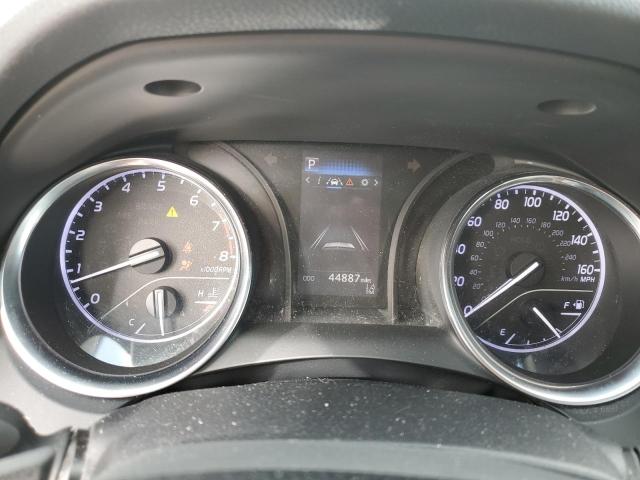 4T1B11HKXJU118726 - 2018 TOYOTA CAMRY L WHITE photo 9