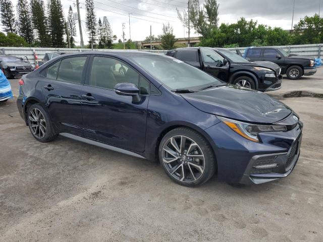 JTDS4MCE5MJ070573 - 2021 TOYOTA COROLLA SE ლურჯი ფოტო 4