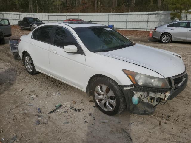 1HGCP26849A065993 - 2009 HONDA ACCORD EXL WHITE photo 4