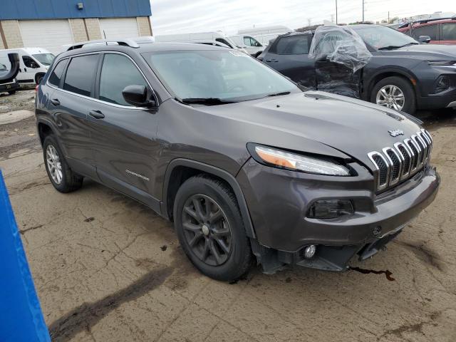 1C4PJMLX1JD576024 - 2018 JEEP CHEROKEE LATITUDE PLUS GRAY photo 4