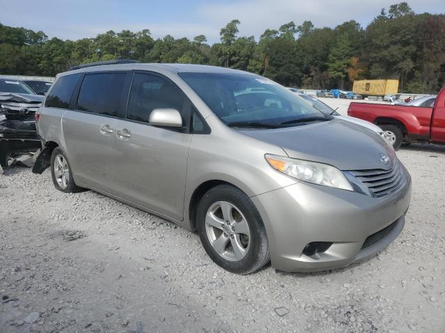 5TDKK3DC9GS750559 - 2016 TOYOTA SIENNA LE BEIGE photo 4