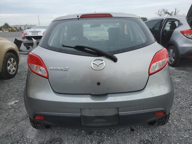 JM1DE1KYXC0142081 - 2012 MAZDA MAZDA2 SILVER photo 6