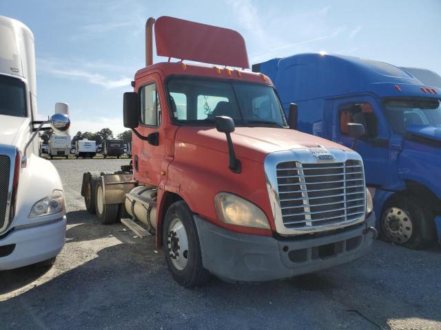 1FUJGEDR79LAF8731 - 2009 FRHT CASCADIA 125 Rojo foto 4