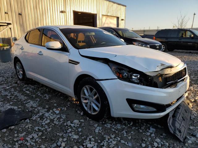 KNAGM4A70D5317577 - 2013 KIA OPTIMA LX WHITE photo 4