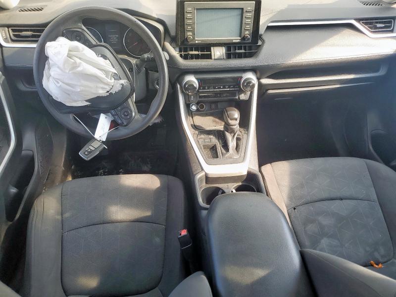 2T3W1RFV8LC035899 - 2020 TOYOTA RAV4 XLE SILVER photo 8