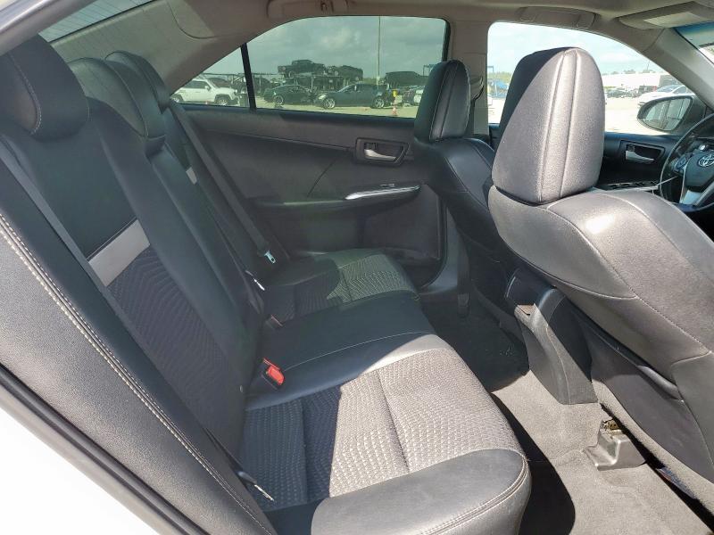 4T1BK1FKXCU511371 - 2012 TOYOTA CAMRY SE WHITE photo 10