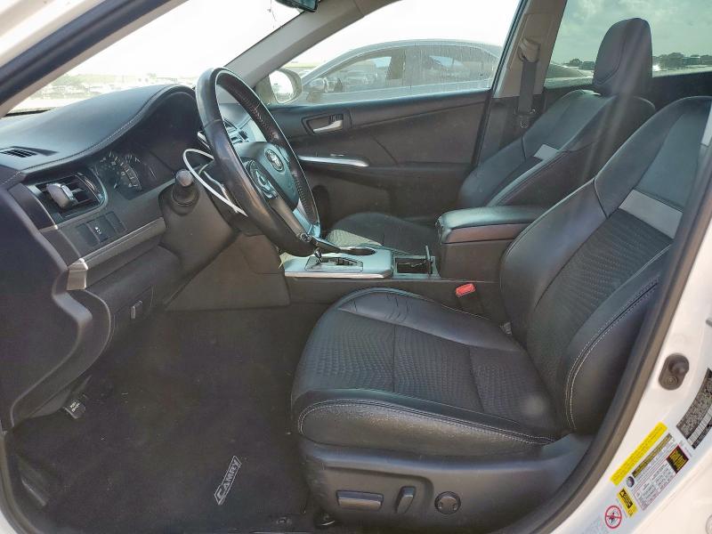 4T1BK1FKXCU511371 - 2012 TOYOTA CAMRY SE WHITE photo 7