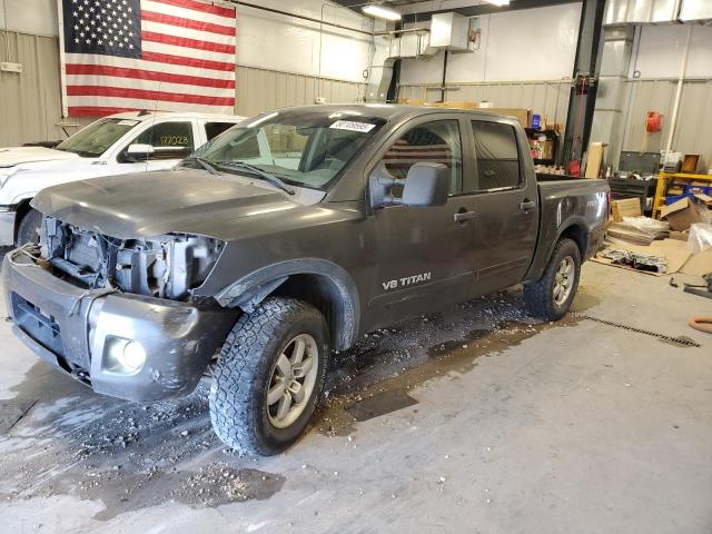 2010 NISSAN TITAN XE, 
