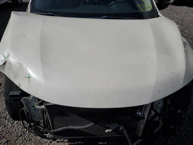 5N1AT2MT8HC836267 - 2017 NISSAN ROGUE S WHITE photo 12