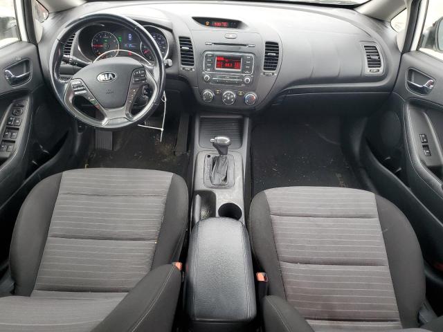 KNAFX4A81F5305968 - 2015 KIA FORTE EX WHITE photo 8