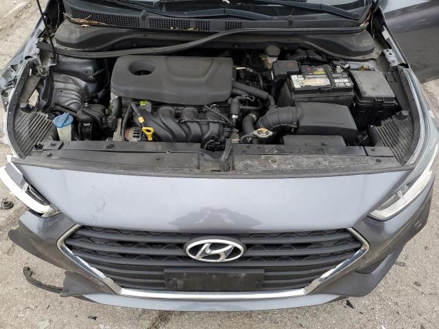 3KPC24A35JE030062 - 2018 HYUNDAI ACCENT SE GRAY photo 11