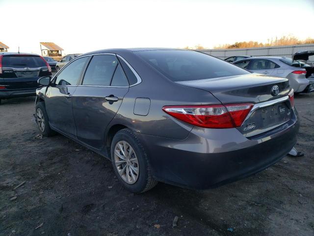 4T1BF1FK7HU754681 - 2017 TOYOTA CAMRY LE GRAY photo 2
