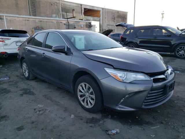 4T1BF1FK7HU754681 - 2017 TOYOTA CAMRY LE GRAY photo 4