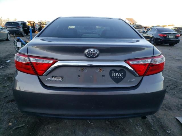 4T1BF1FK7HU754681 - 2017 TOYOTA CAMRY LE GRAY photo 6