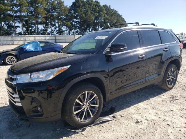 2019 TOYOTA HIGHLANDER SE, 