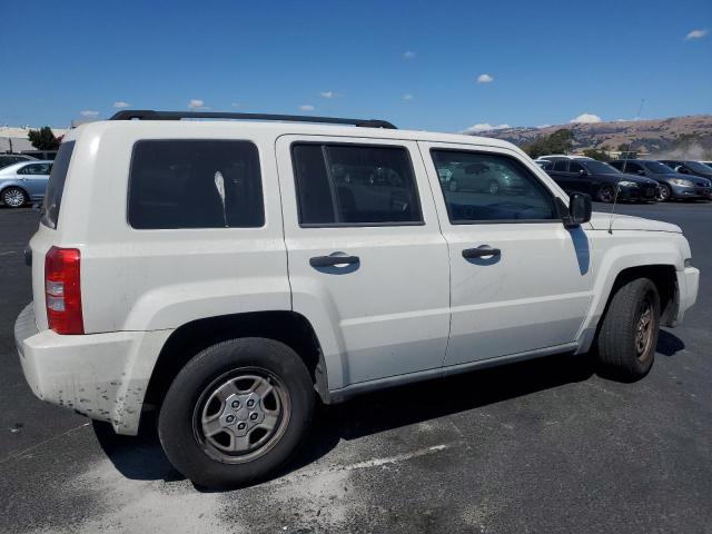 1J4FT28A59D140524 - 2009 JEEP PATRIOT SPORT თეთრი ფოტო 3