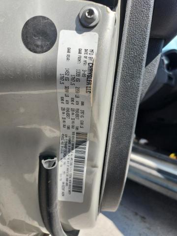 1J8HR48P19C545646 - 2009 JEEP GRAND CHEROKEE LAREDO SILVER photo 13