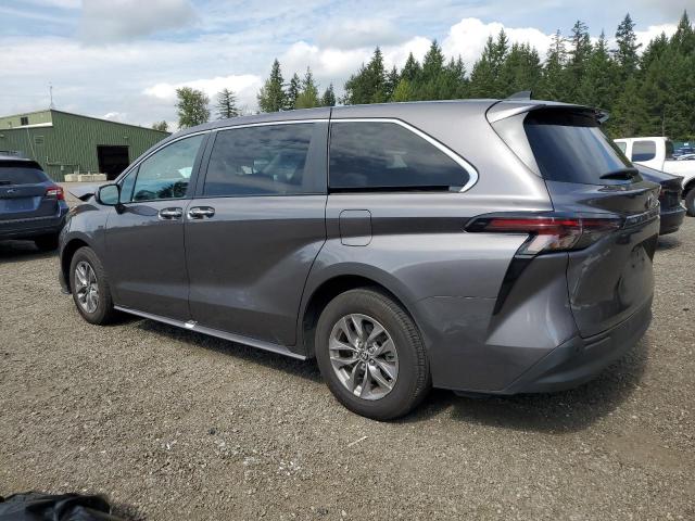 5TDYRKEC0PS143383 - 2023 TOYOTA SIENNA XLE CHARCOAL photo 2