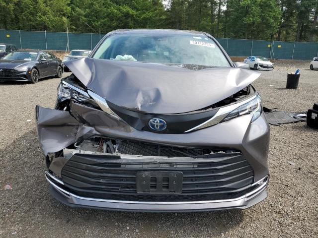 5TDYRKEC0PS143383 - 2023 TOYOTA SIENNA XLE CHARCOAL photo 5