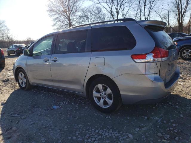 5TDKK3DC5BS147861 - 2011 TOYOTA SIENNA LE GRAY photo 2