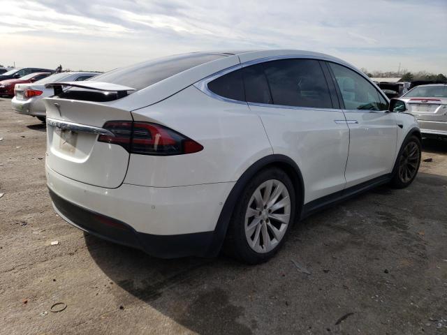 5YJXCBE22GF028275 - 2016 TESLA MODEL X WHITE photo 3