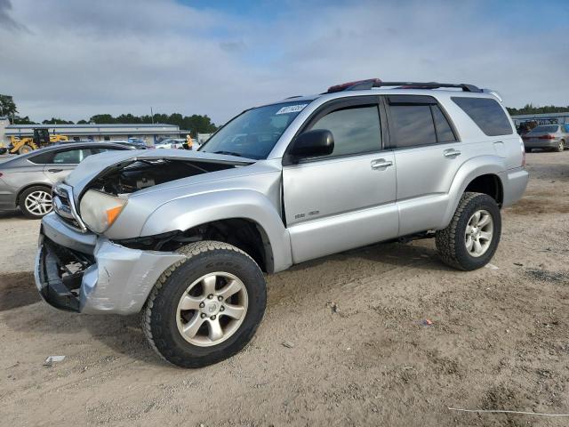 2009 TOYOTA 4RUNNER SR5, 