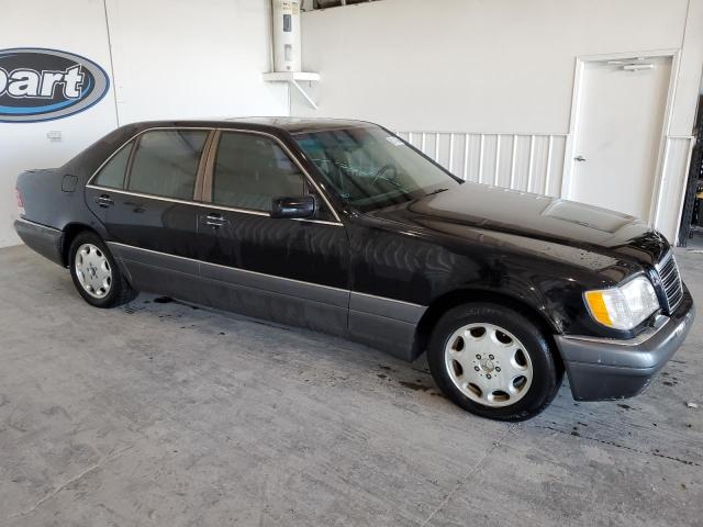 WDBGA33E6TA307755 - 1996 MERCEDES-BENZ S 320 BLACK photo 4