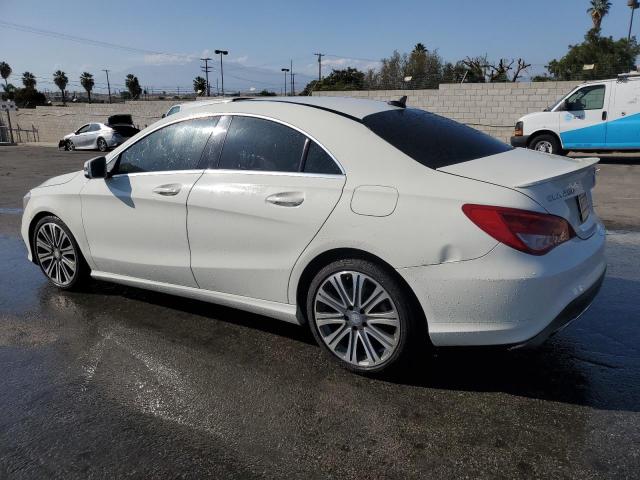 WDDSJ4EB2JN536420 - 2018 MERCEDES-BENZ CLA 250 Ақ фото 2