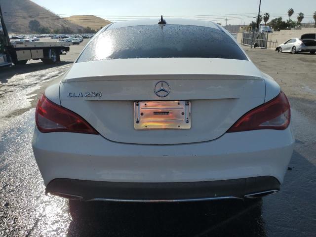 WDDSJ4EB2JN536420 - 2018 MERCEDES-BENZ CLA 250 Ақ фото 6
