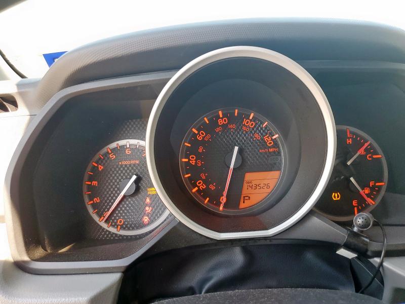 JTEZU5JR2B5028177 - 2011 TOYOTA 4RUNNER SR5 红色 照片 9