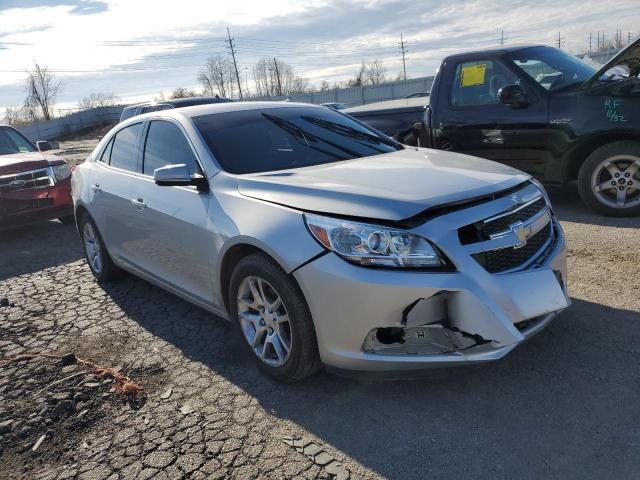 1G11D5RR5DF118077 - 2013 CHEVROLET MALIBU 1LT SILVER photo 4