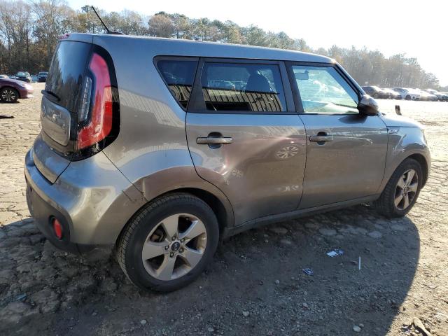 KNDJN2A26J7505048 - 2018 KIA SOUL GRAY photo 3