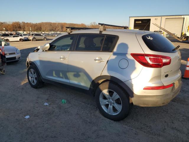 KNDPBCA2XD7448575 - 2013 KIA SPORTAGE LX SILVER photo 2