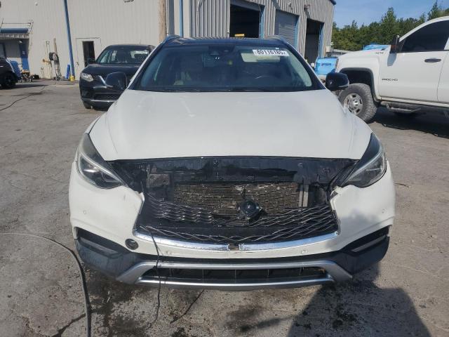 SJKCH5CR8HA027429 - 2017 INFINITI QX30 BASE თეთრი ფოტო 5