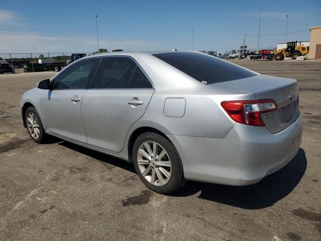 4T1BF1FK7CU604143 - 2012 TOYOTA CAMRY BASE 银色 照片 2