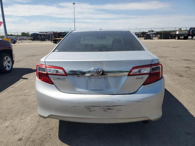 4T1BF1FK7CU604143 - 2012 TOYOTA CAMRY BASE 银色 照片 6