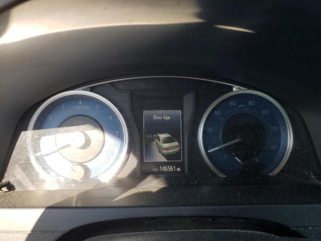 4T1BF1FK1HU364028 - 2017 TOYOTA CAMRY LE WHITE photo 9