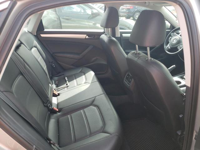 1VWBP7A34DC103669 - 2013 VOLKSWAGEN PASSAT SE فضي صورة 10