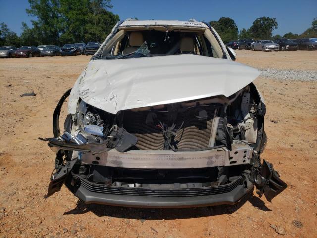 5TDKZRFH1KS564921 - 2019 TOYOTA HIGHLANDER SE WHITE photo 5