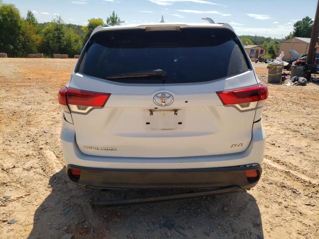 5TDKZRFH1KS564921 - 2019 TOYOTA HIGHLANDER SE WHITE photo 6