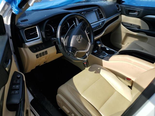 5TDKZRFH1KS564921 - 2019 TOYOTA HIGHLANDER SE WHITE photo 8