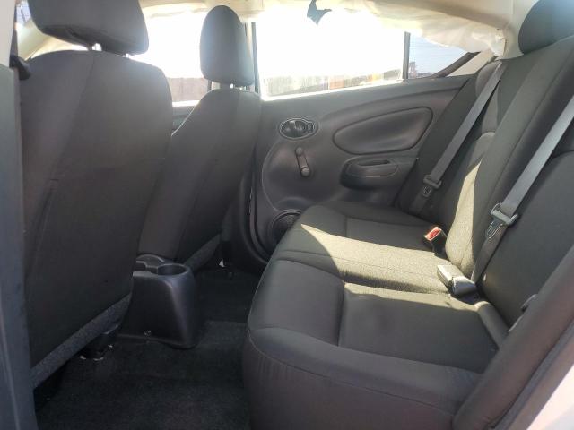 3N1CN7AP0KL873274 - 2019 NISSAN VERSA S 白色 照片 10