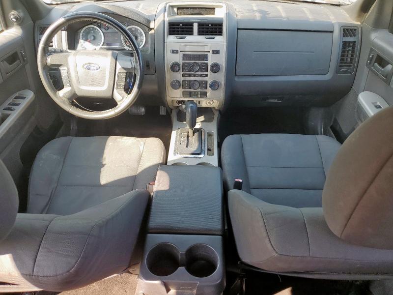 1FMCU9DG0BKB98580 - 2011 FORD ESCAPE XLT BLUE photo 8